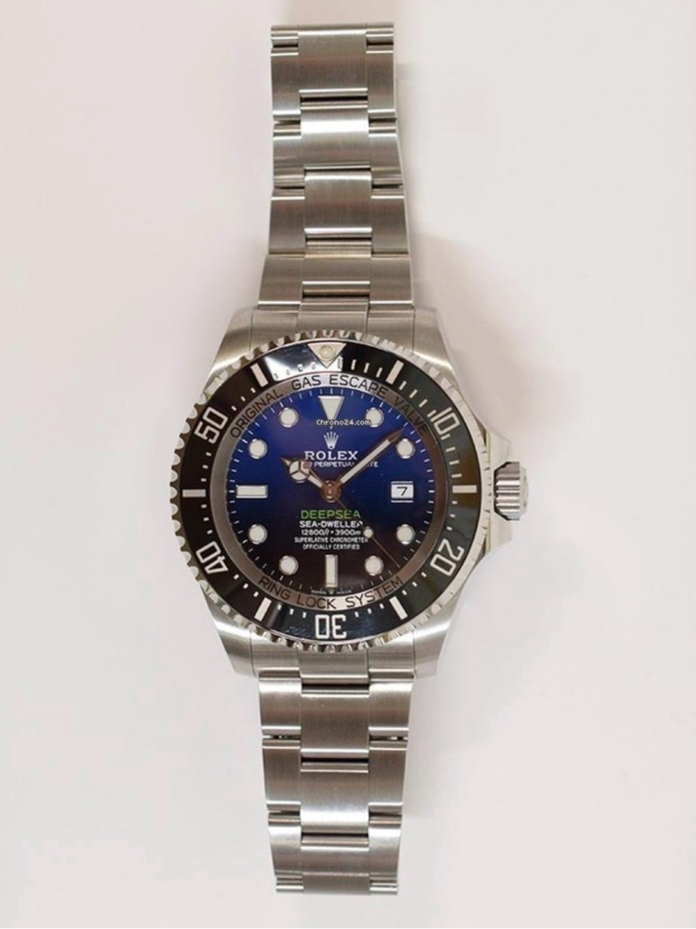 NEW: Deep Sea-Dweller Silver Blue Black Divers Watch